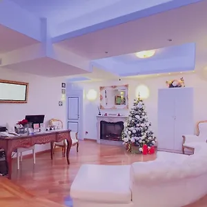 https://maison-spagna-suites.it-romehotels.com
