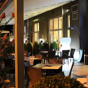 3* Hotel Eq